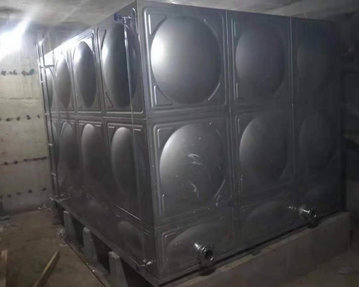 云南不锈钢保温水箱的焊接方法